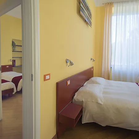 Affittacamere Residenza Viani 3*