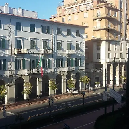 Residenza Viani 2* La Spezia