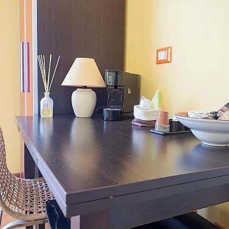 Residenza Viani ゲストハウス 4*