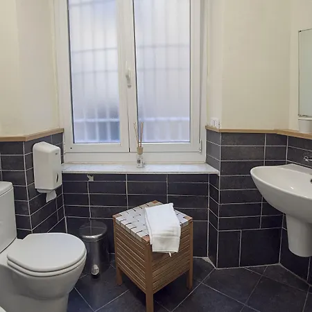 ゲストハウス Residenza Viani ラ・スペツィア